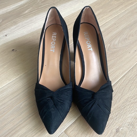 Black high heels size 8.5 worn once - Picture 2 of 4